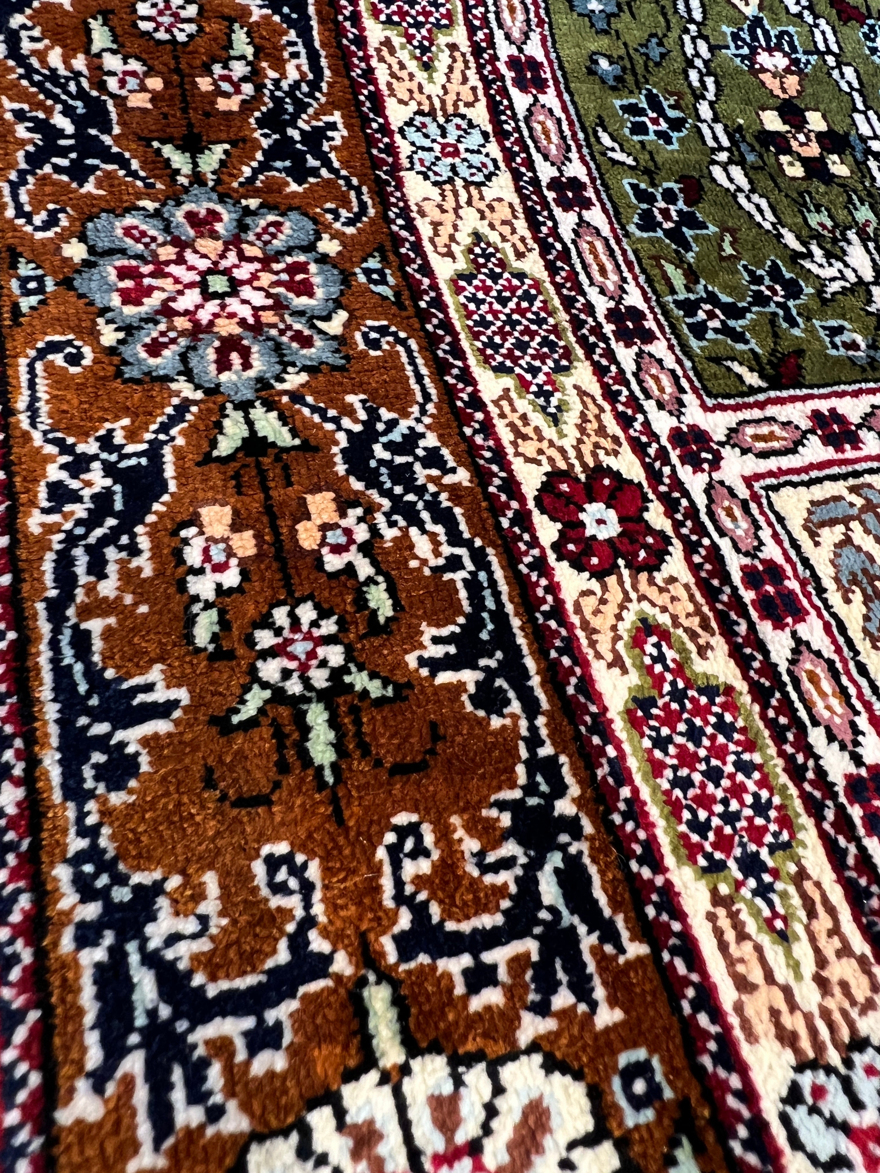 Tappeto persiano Qum in seta extra fine